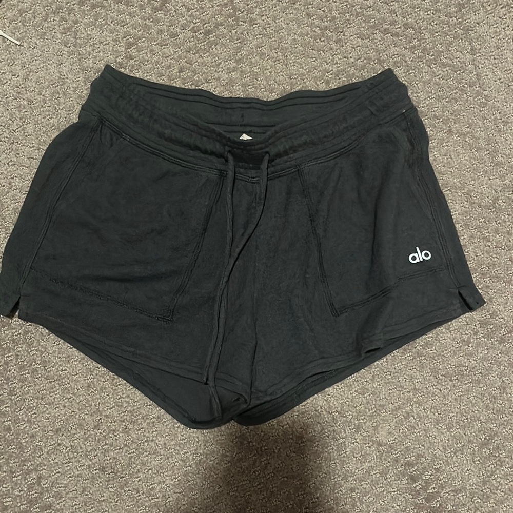 Alo shorts